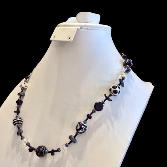 Hand Blown Lampwork Black White Art Glass Beaded Necklace - Picture 7 of 7